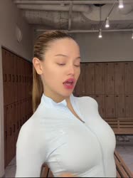 ssstik.io@influesii1748114797908.mp4
