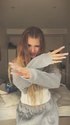 ssstik.io@simkaaa1748116372519.mp4