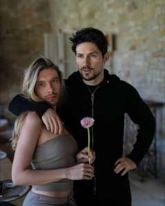 aifaceswap-d4a453ced2a81e74b0ebfef16e2d103d.jpg