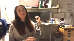 Liz0nSadLife1.mp4