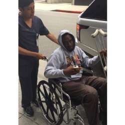 rs600x600-150724130932-600-sean-diddy-combs-knee-surgerycopy.jpg