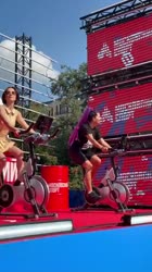 Медо-крутит-3.mp4