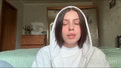img-8226iusA6u9I.mp4