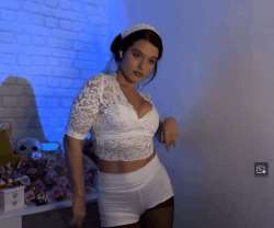прогнала ребенка.gif