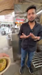 हिंदुस्थान की सबसे बड़ी पानीपुरी 😱😱 #shorts  #panipuri-SvnQbOekVTU.mp4