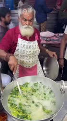 Maharashtrian Poha Making 😱😱 #shorts #streetfood-9TN-ZbKksi4.mp4