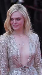ELLE-FANNING.mp4