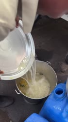 Maharashtrian Poha Making 😱😱 #shorts #streetfood-9TN-ZbKksi4.mp4