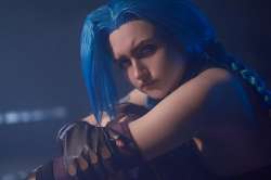 Jinx-League-of-Legends-фэндомы-8612449.png
