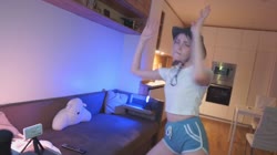17458721069490.webm