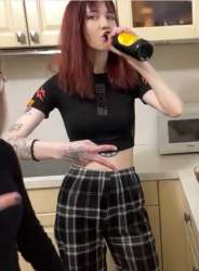564576 .png