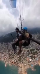 отцепил страховку на дельтаплане.mp4