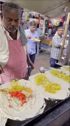 Mumbai का रजनीकांत Action Dosa  😱😱 #streetfoodindia #shorts-tooPni7ICs0.mp4