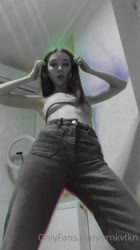 1749579460870.mp4