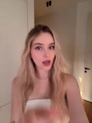 ssstik.io@whylollycry1749906818359.mp4