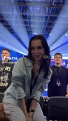 v12044gd0000d1a5eg7og65svs8pld90.mp4