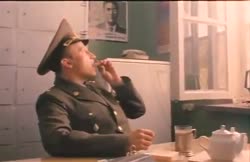 Понятно. Продолжаите вести наблюдение. Мы с Вами свяжемся. Свободны.mp4
