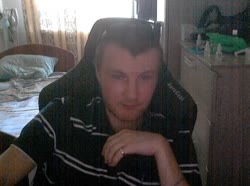 2024-08-01 - 0 - Читает свои шизостихи.webm