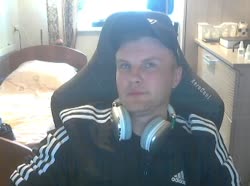 2025-06-21 - WHO - Завидует Gilticus.webm