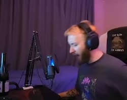 16781223252631.mp4