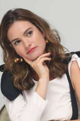 41453055hqcelebcorner-12.jpg.52afc279a23efc8b347bc6be08349b88.jpg