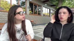 20250701SlickSarcasticHamburgerDogFace-Dh5x0VCvmPzISoRHsource.mp4