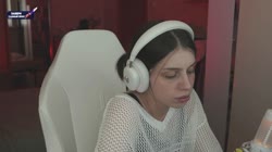 AT-cmqkxsk65pGayrXtENf4NWmQ.mp4