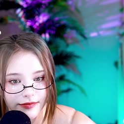 любит.mp4