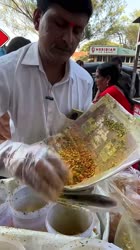 Pune Famous Matki BHEL 😱😱 #shorts #streetfoodindia #pune-oEbUO8VAt8Y.mp4