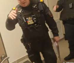 камеру вырубай на хуй.jpg