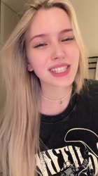 ssstik.io@whylollycry1752444338127.mp4