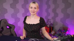 beautiful girl [2657663594].mp4
