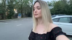 красуется.mp4