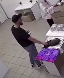 25470172886234856765.MP4