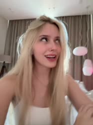 ssstik.io@whylollycry1753221054483.mp4