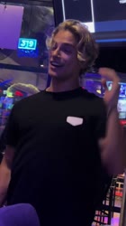 1753381670129.mp4