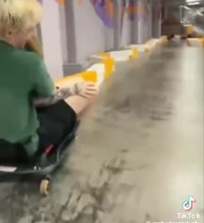 8496629466928820661.mp4