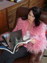 Индивидуальность — это не про тренды, а про выбор быть собой.Новая линейка SELA YOUNG создана дл (2).jpg