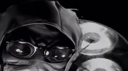 a70cccd3a24a80718356a6736738eee3.webm