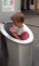 ee72020031c6e163b23e368b20a791d1.webm