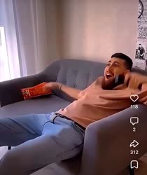 Алина разносит всех своих ёбарей ))).mov