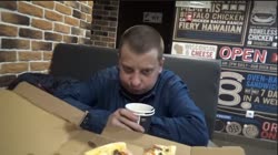 Бродит половиночка.webm