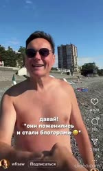 sr218vs7Jm14A.mp4