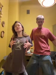 17553869342560.mp4