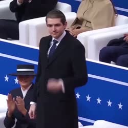 1765444678.mp4