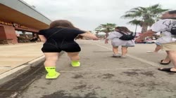 16613686469621~4.mp4