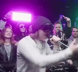 VID20250815054800972.mp4