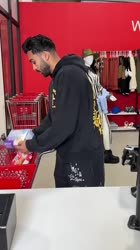 How it feels when u pay with cash.mp4