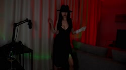 M1rOvEEQruu.mp4