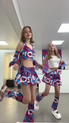 25272002515376832913.mp4